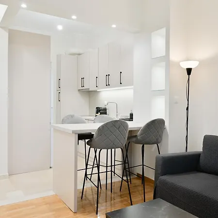 Luxury 3 Downtown