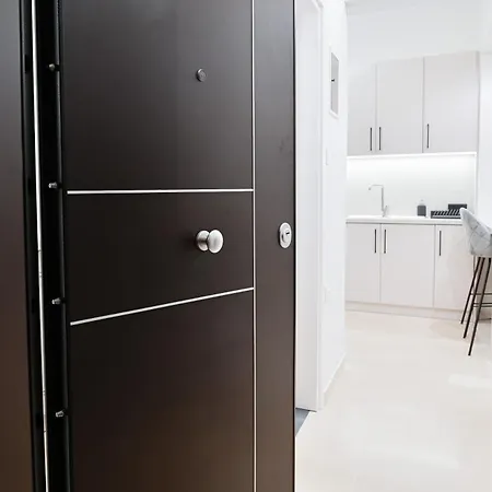 דירה Luxury 3 Downtown פאטרה
