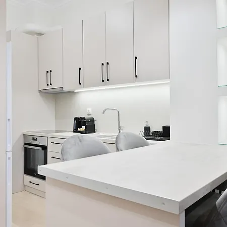 Luxury 3 Downtown דירה פאטרה