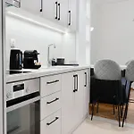 Luxury 3 Downtown *